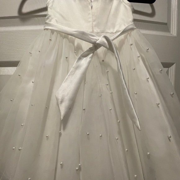 American Princess Tulle Flower Girl Dress in Ivory Size 4T - Picture 5 of 8